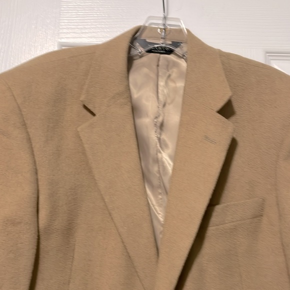 Jos A Bank camel hair coat - Picture 3 of 9